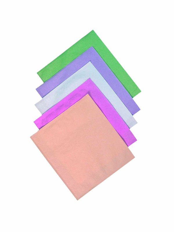 Quels types de tissus privilégier pour une garde-robe professionnelle confortable en été ?